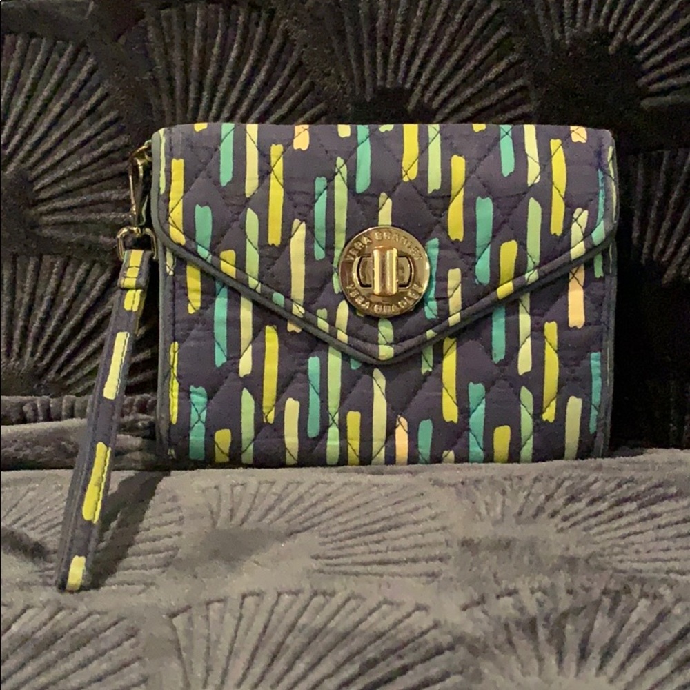 Vera Bradley Wrislet/ wallet